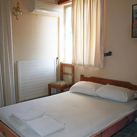 Manos Apartment